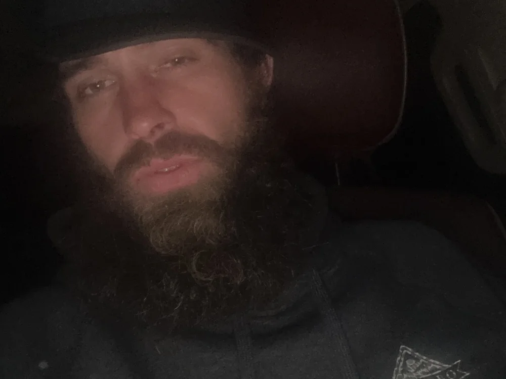 dirtyd9669's Offline Chat Room