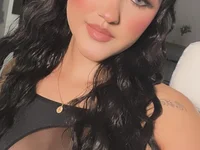 isaa_bloom's webcam live show