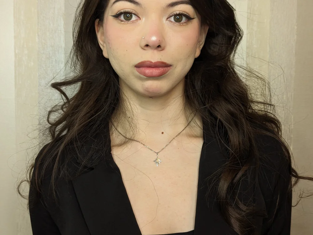 MaidaFrancis offline chatrum