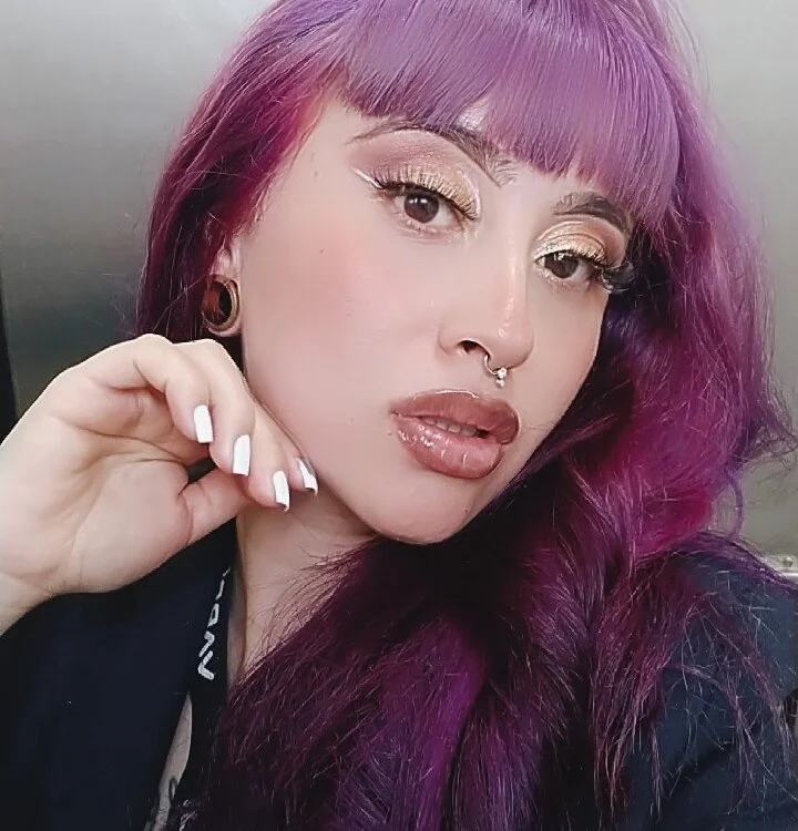 violet_moon_stg offline chatrum