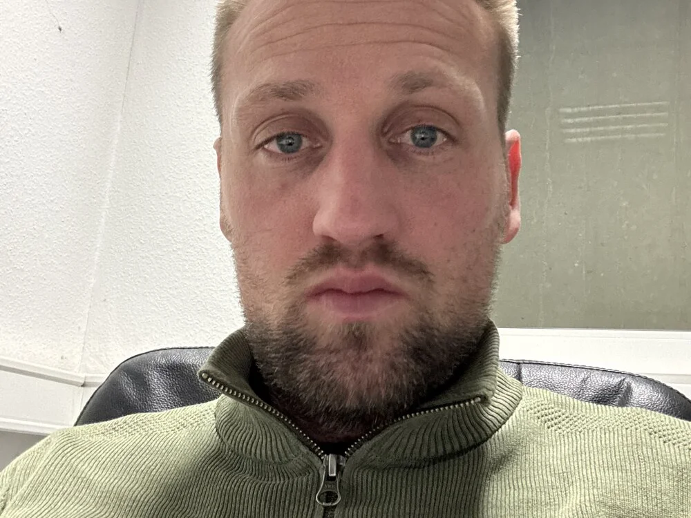 แชท XXX ออฟไลน์ของ lovefuess