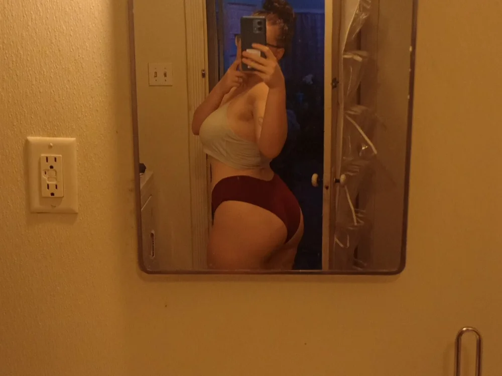 cora_the_dom offline chatrum