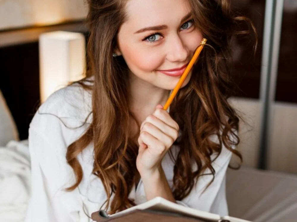 Sellena2's Offline XXX Chat