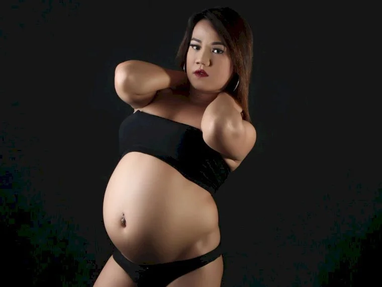 AudreyPreggy's Offline Chat Room