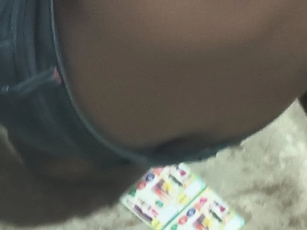 Leon_hot33's Offline XXX Chat