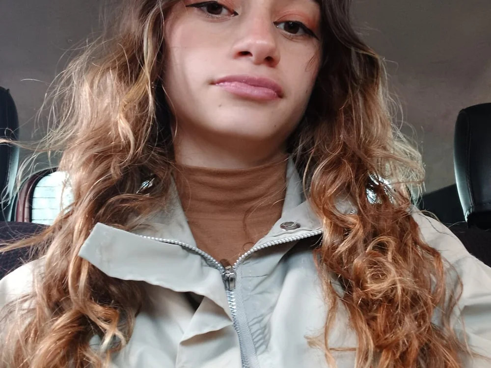 KatalinaLaurent's Offline Chat Room