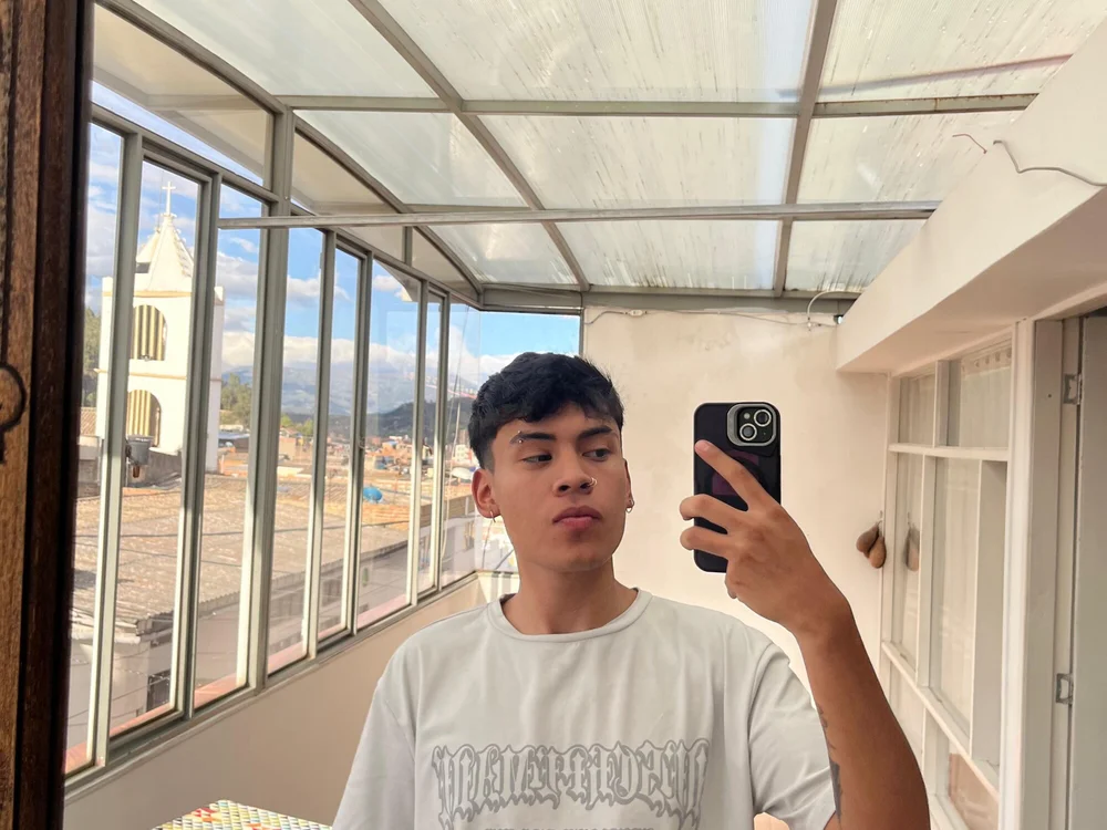 ห้องแชทออฟไลน์ของ Eiden_Cooper