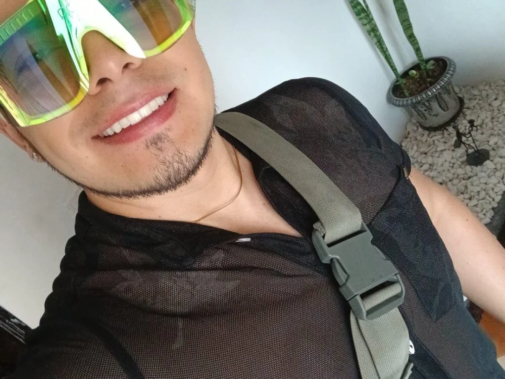 TREY_PARKER Obrolan XXX Offline