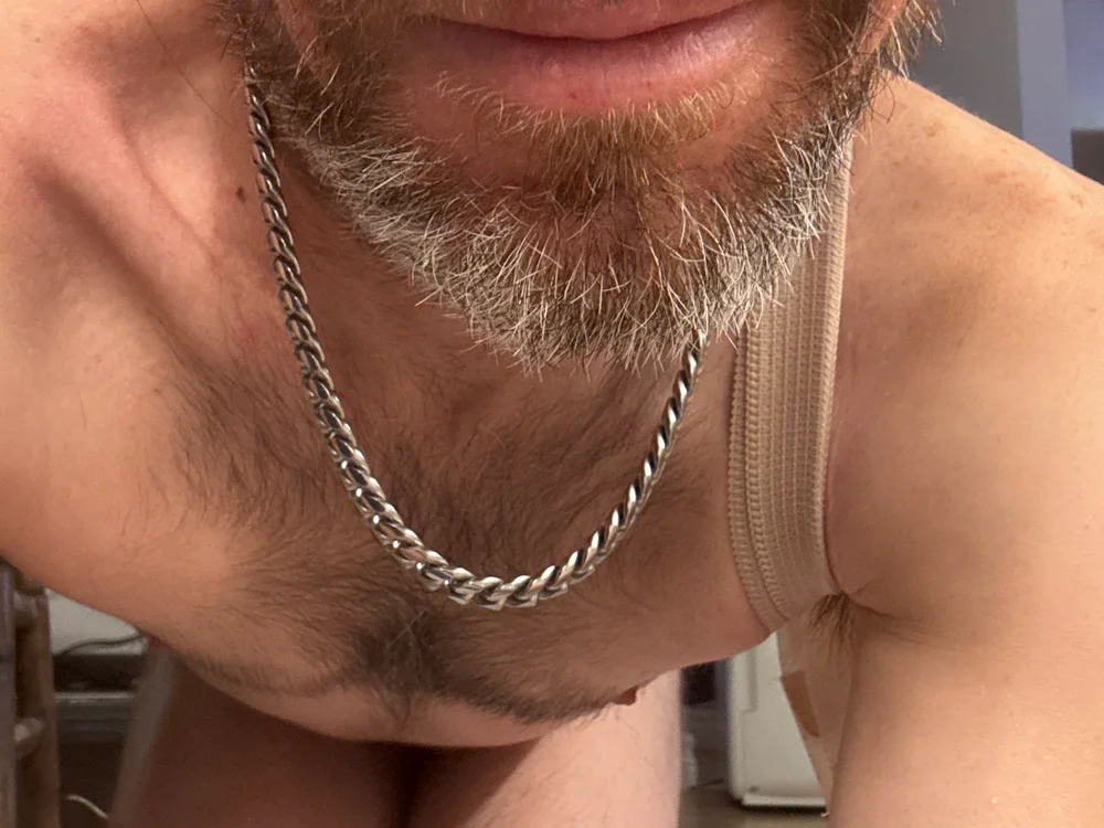 Mr-A-YourSlut Adlı Modelin Çevrimdışı XXX Sohbeti