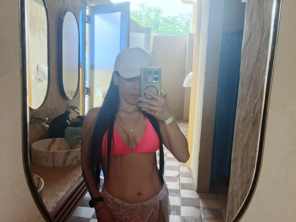 alexa_veryhot's Offline XXX Chat