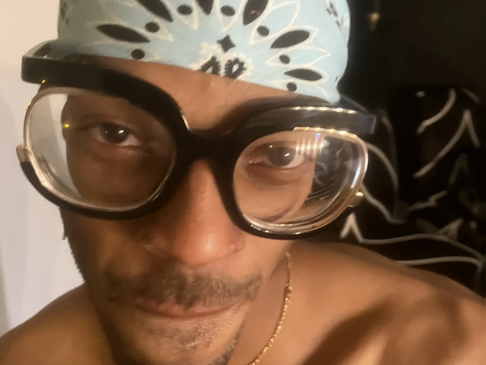 ChocolateMonster0's Offline Chat Room