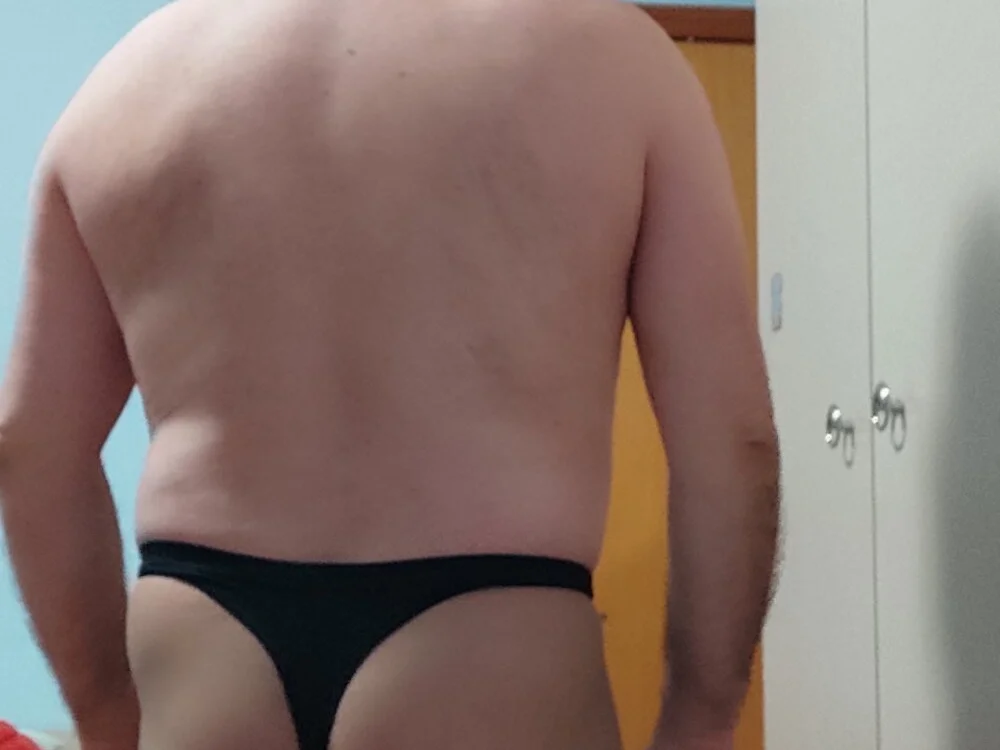 ItalianEXBn Offline XXX chat