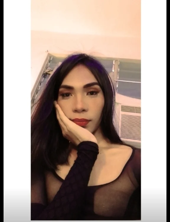 lala_mea's Offline Chat Room