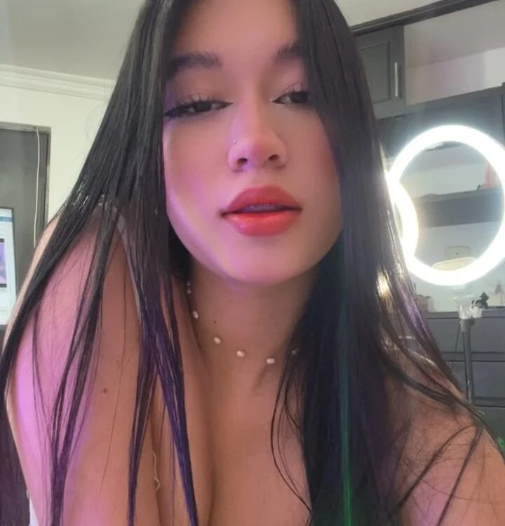 Offline chatovac í místnost emilly_star