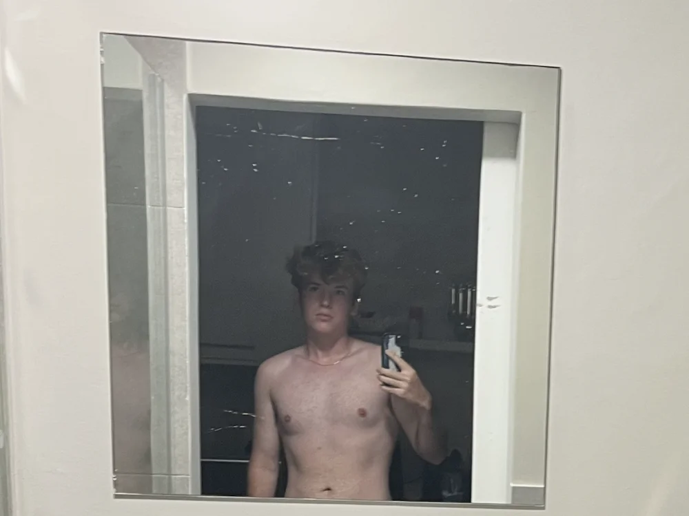 Chatroom XXX hors ligne de Che_18