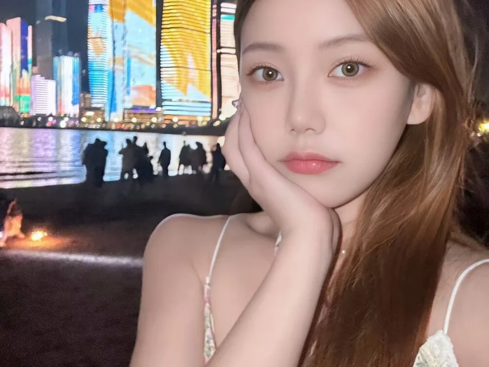 Fairy_1013's Offline XXX Chat