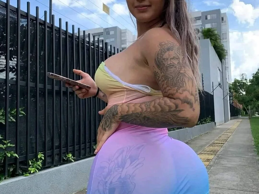 Amira_Anisa – Offline chatovacia miestnosť