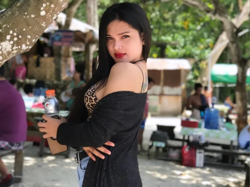 sweet_prettygirl Adlı Modelin Çevrimdışı XXX Sohbeti