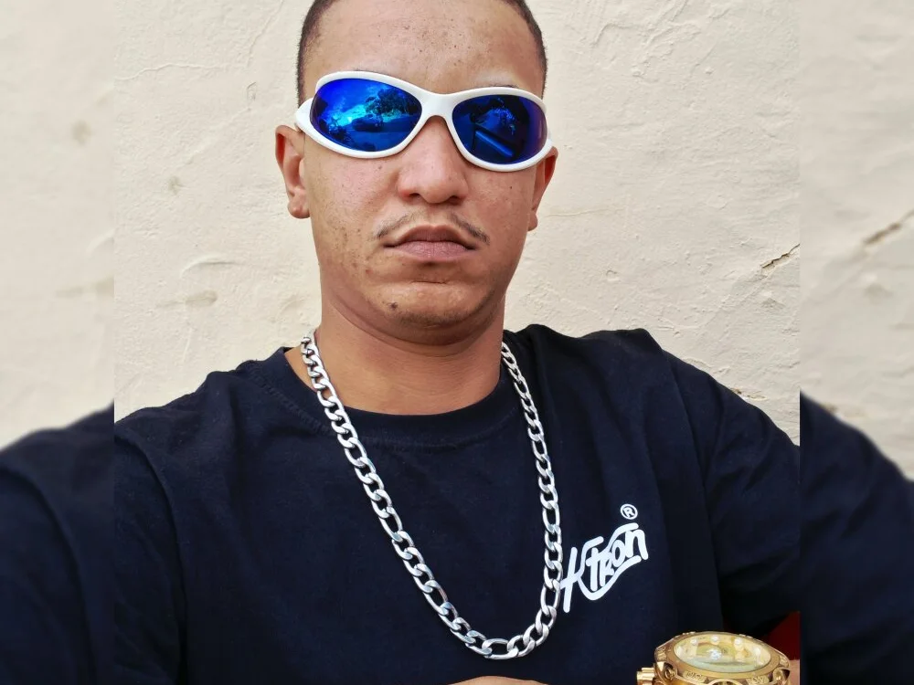 Andersinho205 – Offline XXX chat