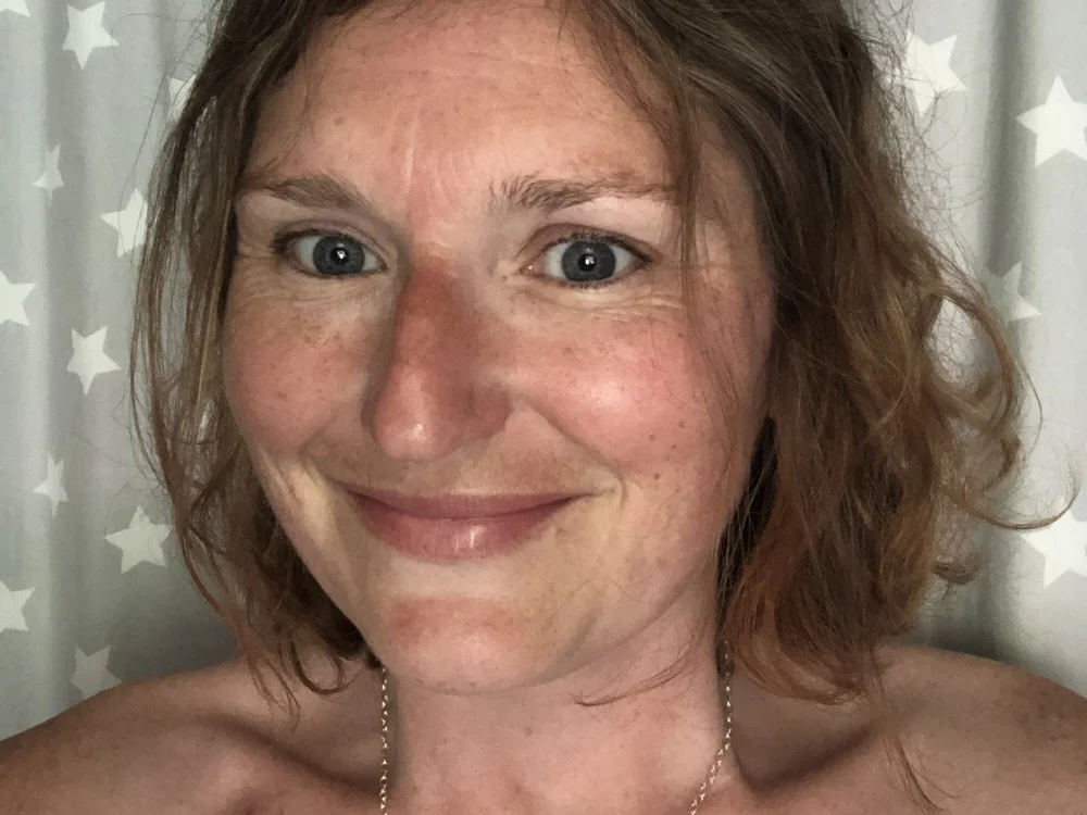 MistressWriggler offline chatrum