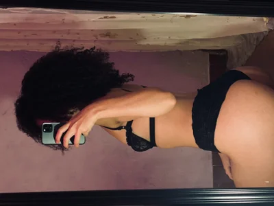 Petitecurlybrunette - Girl 