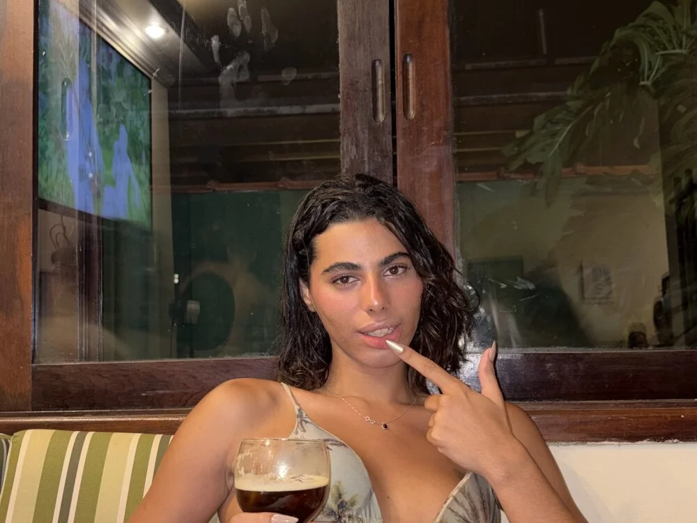 LizzieLuxury Offline XXX Chat