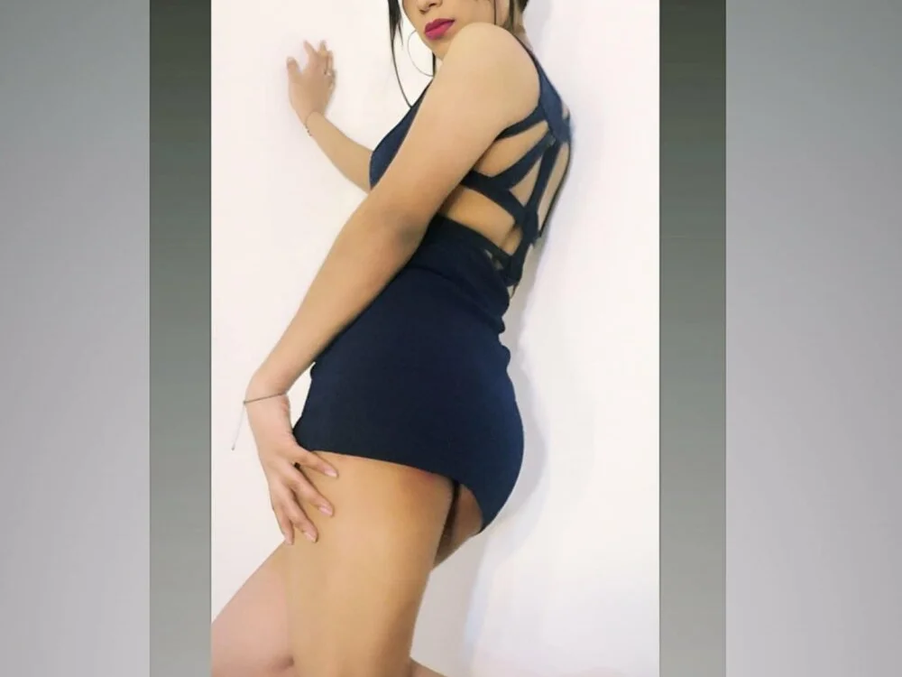 Selin_Emikaty Offline XXX Chat