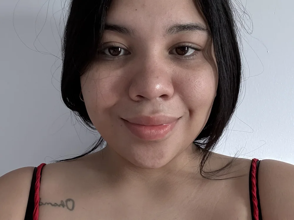 Lolablaze_'s Offline Chat Room