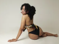 دردشة Kiraspell الجنسية المباشرة