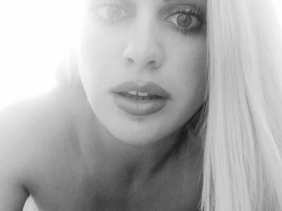 innocent_eva1 webcam livesex profile in curvy cams