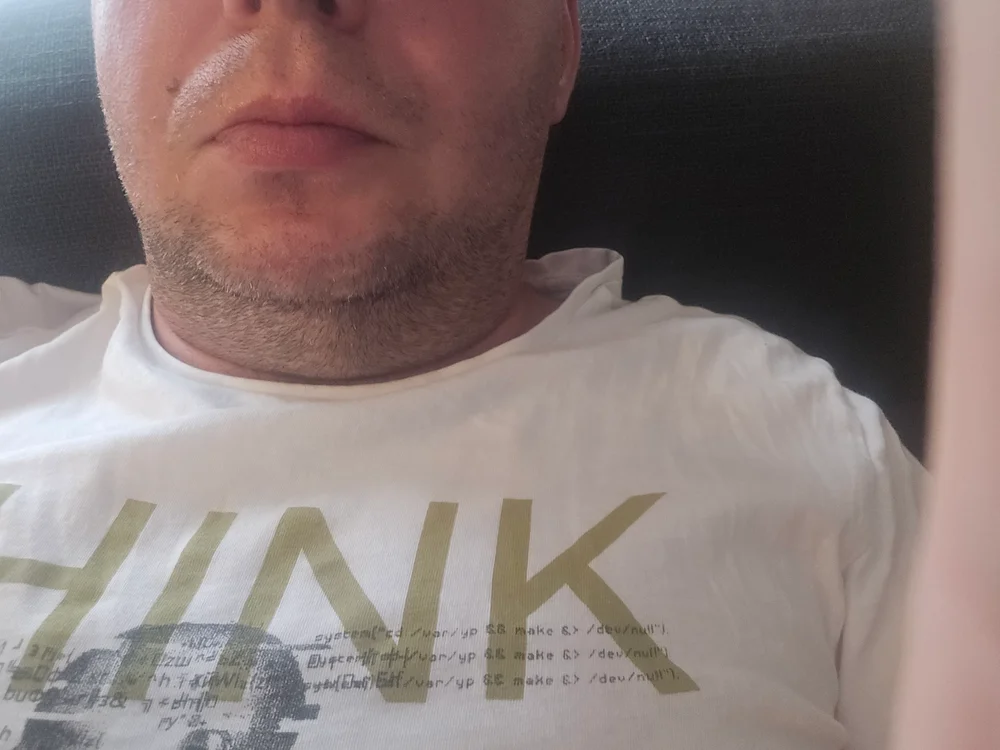 Chat XXX offline de compact83