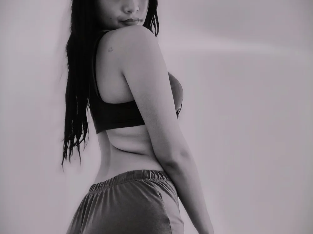 Offline XXX chat modela Valee-Fox