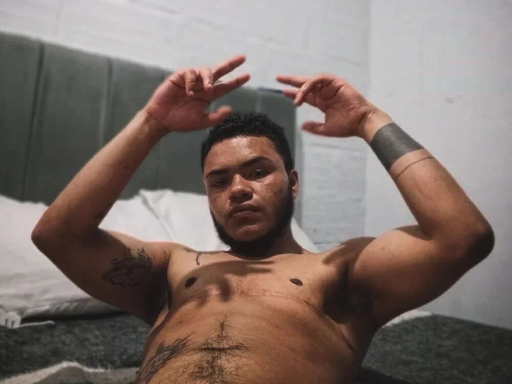 seventh_ftm's Offline XXX Chat