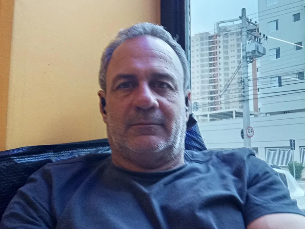 Offline chatovací místnost Nando2711