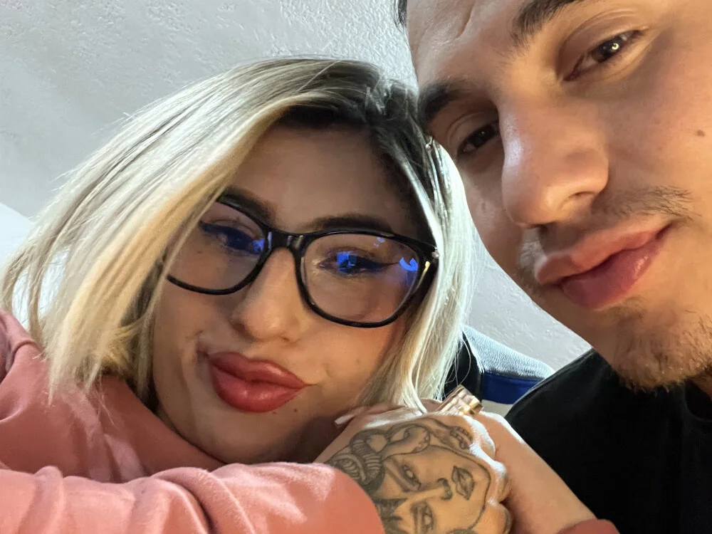 QUEENANDJOKER's Offline XXX Chat