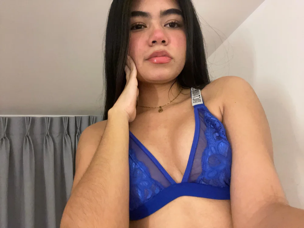 VictoriaGate__'s Offline Chat Room