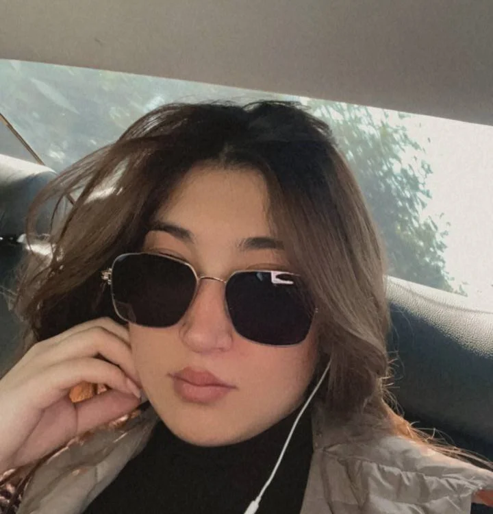 MilaLive's Offline XXX Chat