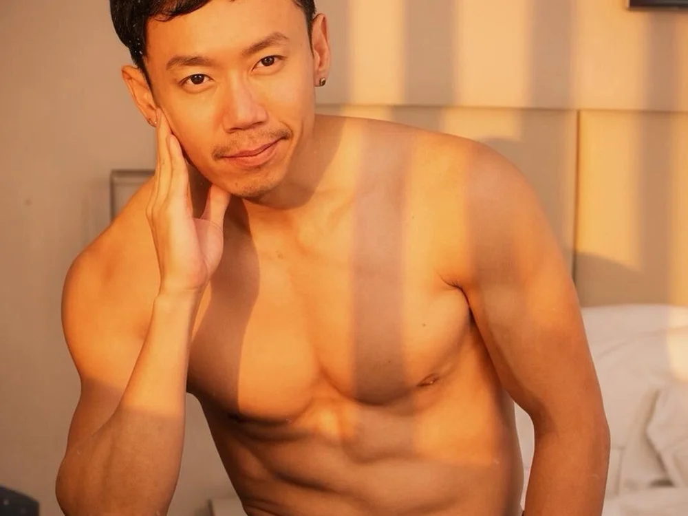 Offline XXX chat thinasianguy