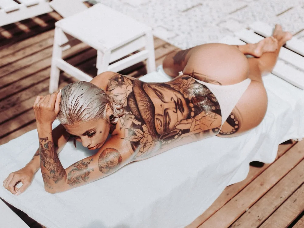 Offline XXX chat modela HannaSoto_