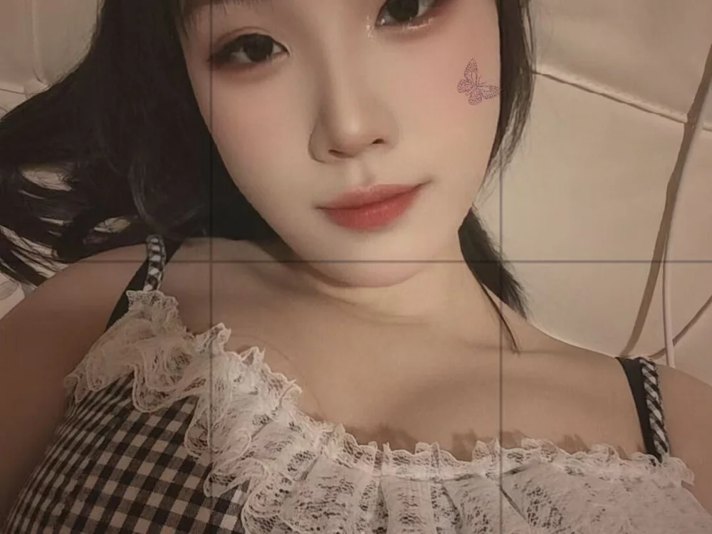 AnnibabyCN's Offline XXX Chat