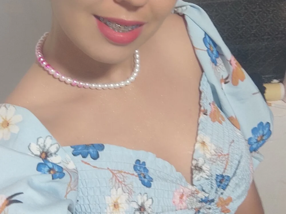 Hairy_jackie Offline XXX-chat