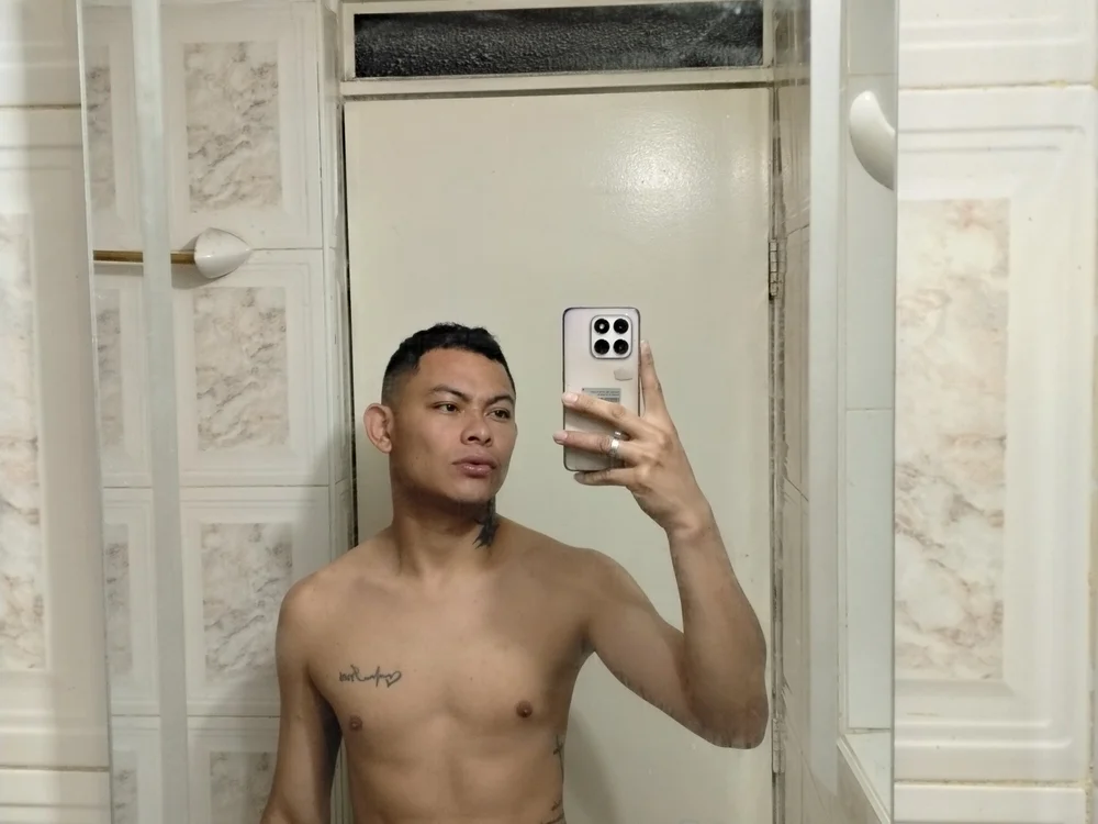 Andres_latin1 Chat XXX offline