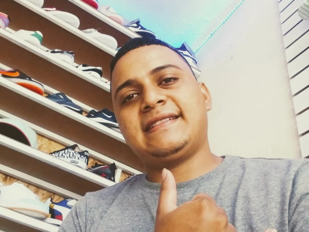 Chat +18 off-line de Dilanaz