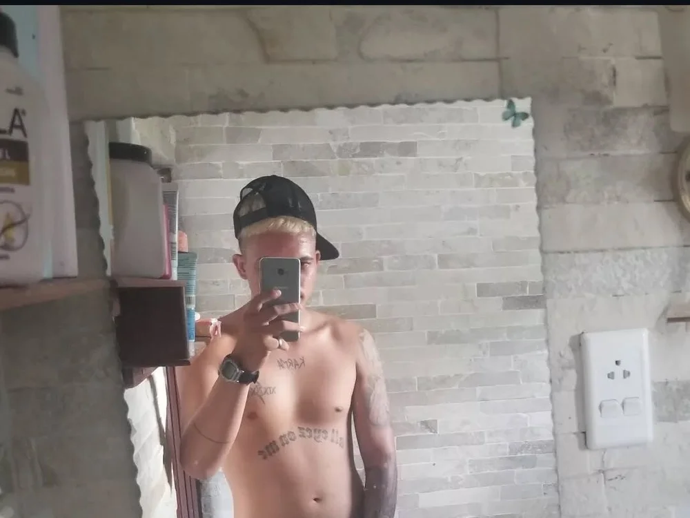 Offline chatovací místnost Danybig2