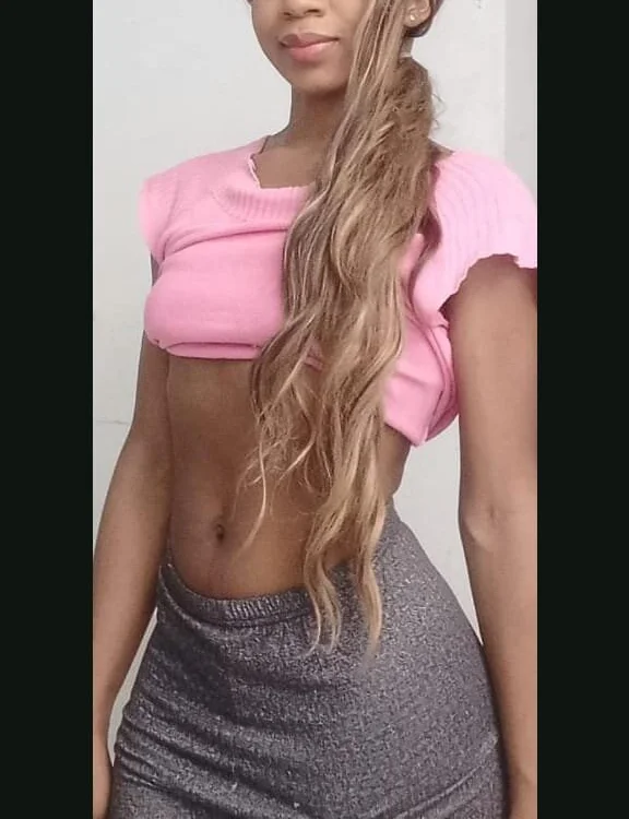 charlot_collin's Offline XXX Chat