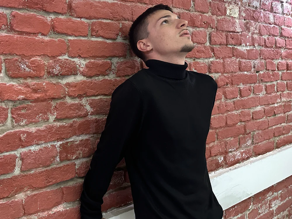 Vincent_Montgomery's Offline Chat Room