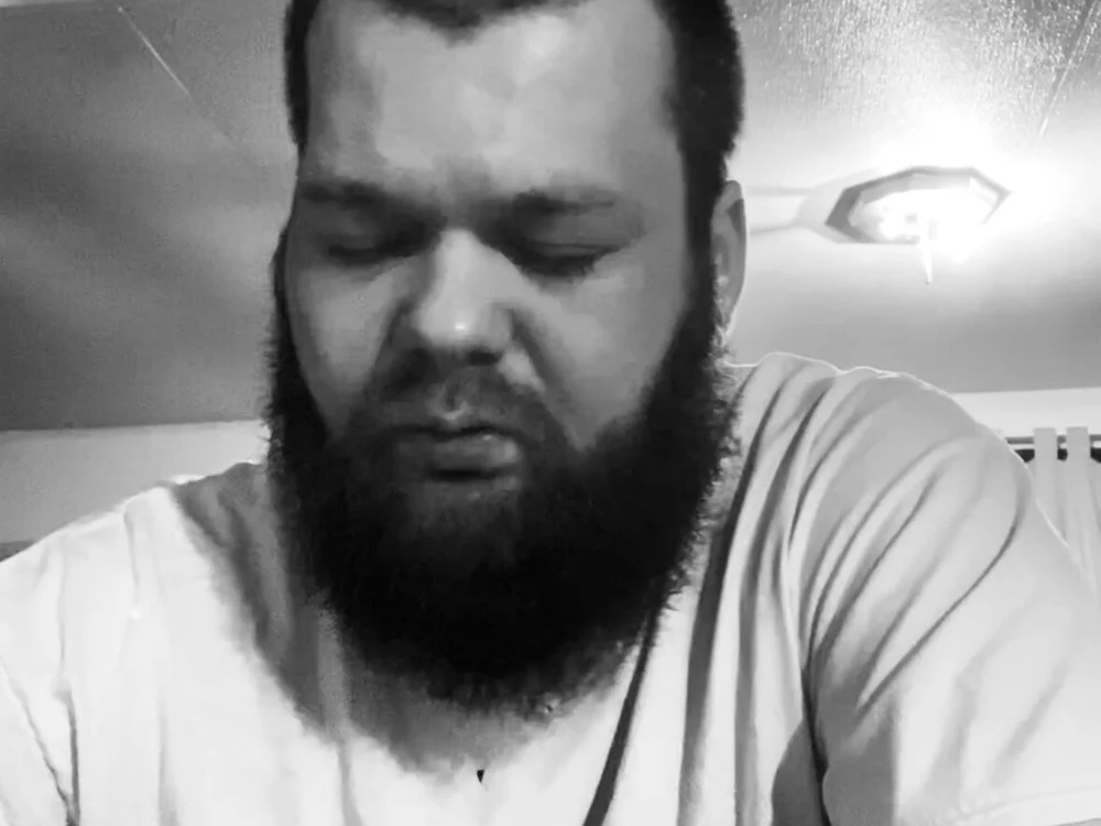 Daddyzfucktoyy Offline XXX-chat