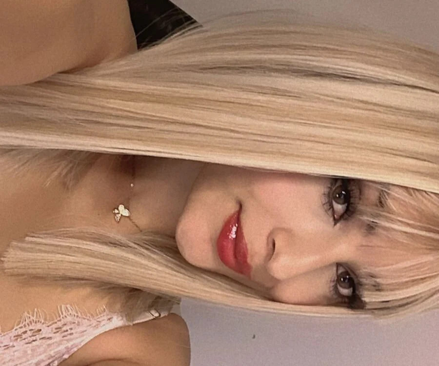 Kittylucciex's Offline XXX Chat