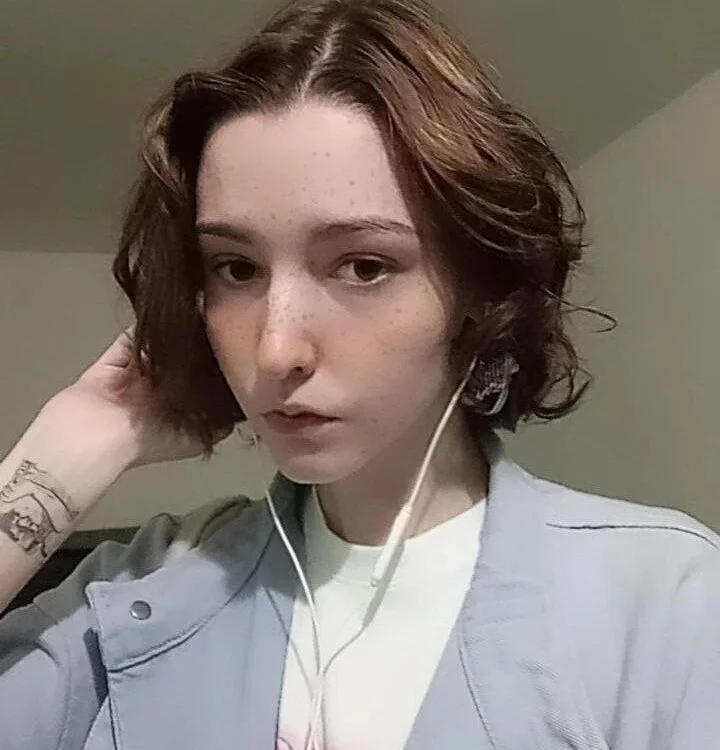 Mortualia_Rose's Offline XXX Chat