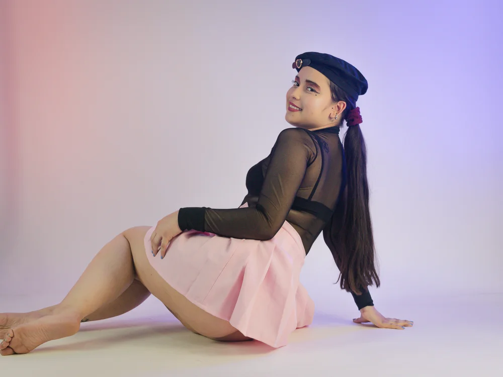 Shady_bug Offline XXX-Chat